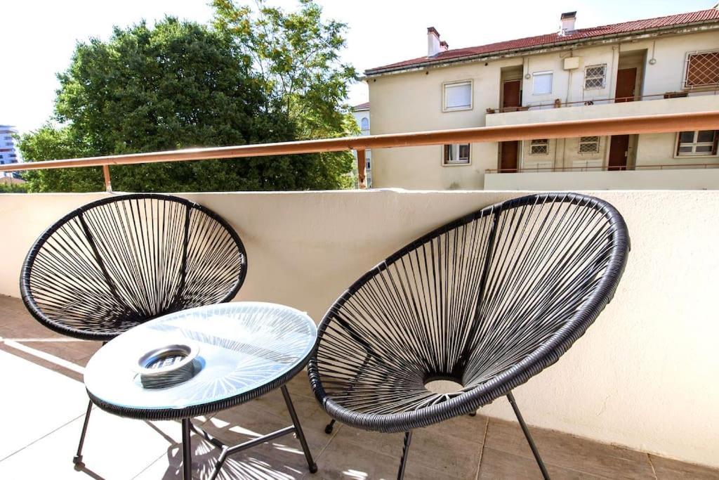 Апартаменты L'Azur 15'Plage 10'Port 5'Train Clim Wifi Pkg Тулон Экстерьер фото